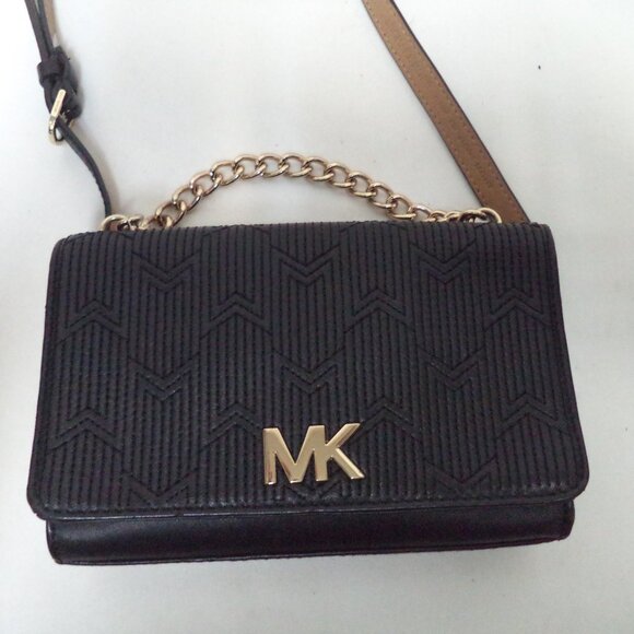 Michael Kors Leather quilted Belt Crossbody bag purse black Fanny Pack chain - Picture 3 of 13